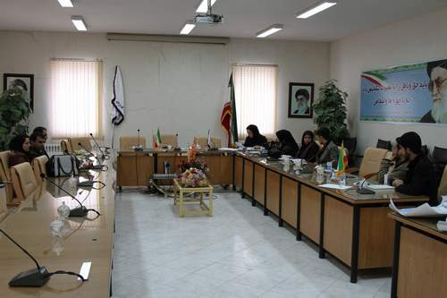 جلسه ستاد گرامیداشت دهه فجر با حضوركارشناسان مراكز آموزش علمی كاربردی استان برگزار شد.